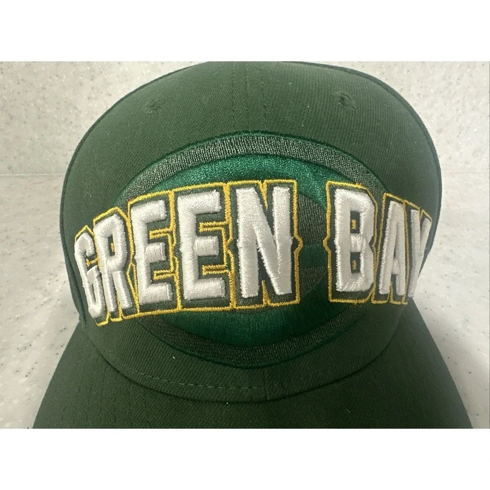 VTG Green Bay Packers Hat Fitted Size 7 1/4 Mens NFL New Era 59Fifty Embroidered